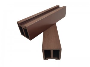 Profilo cavo in legno composito di plastica composita 70x70mm in Wpc cavo e corrimano per colonna e corrimano per recinzione in wpc di alta qualità